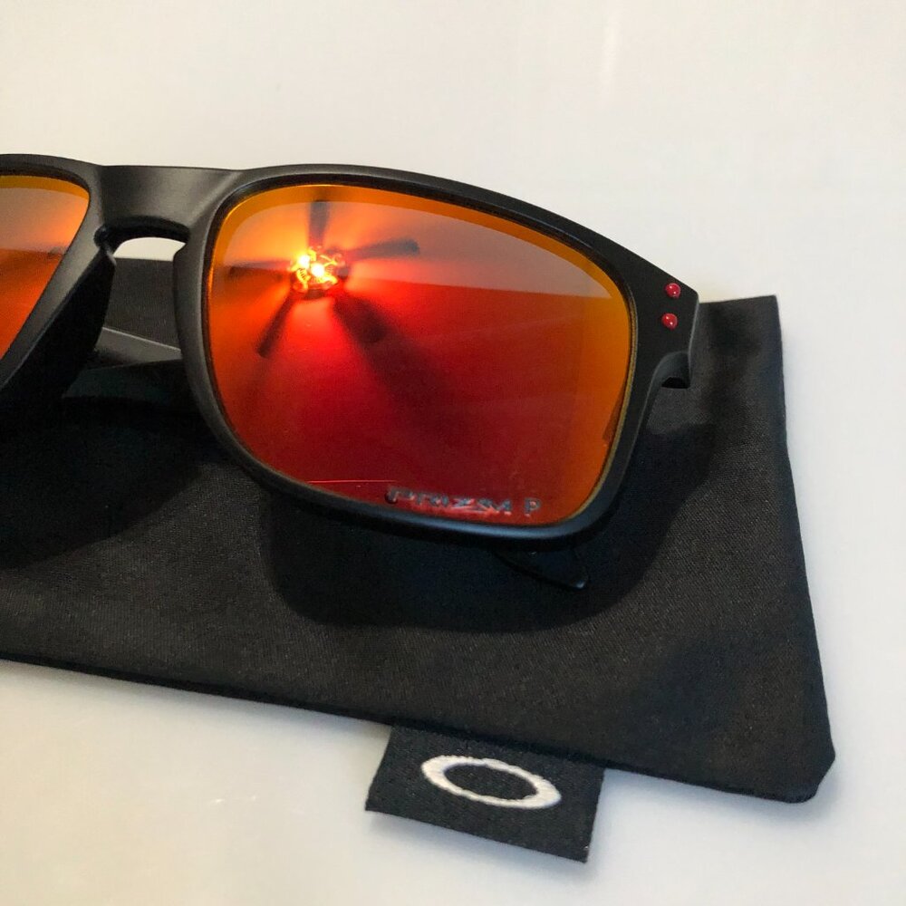 Red Prizm Polarized OAKLEY HOLBROOK Black Matte Frame 9102 - Picture 5 of 11